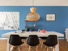 Luxury apartment fantastic view of the marina in Scheveningen